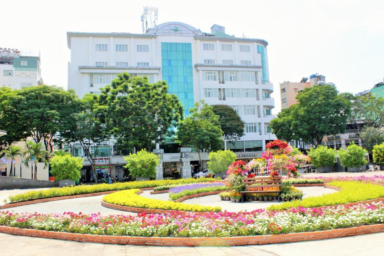 Liberty Hotel Saigon Greenview Bandar Ho Chi Minh Luaran gambar