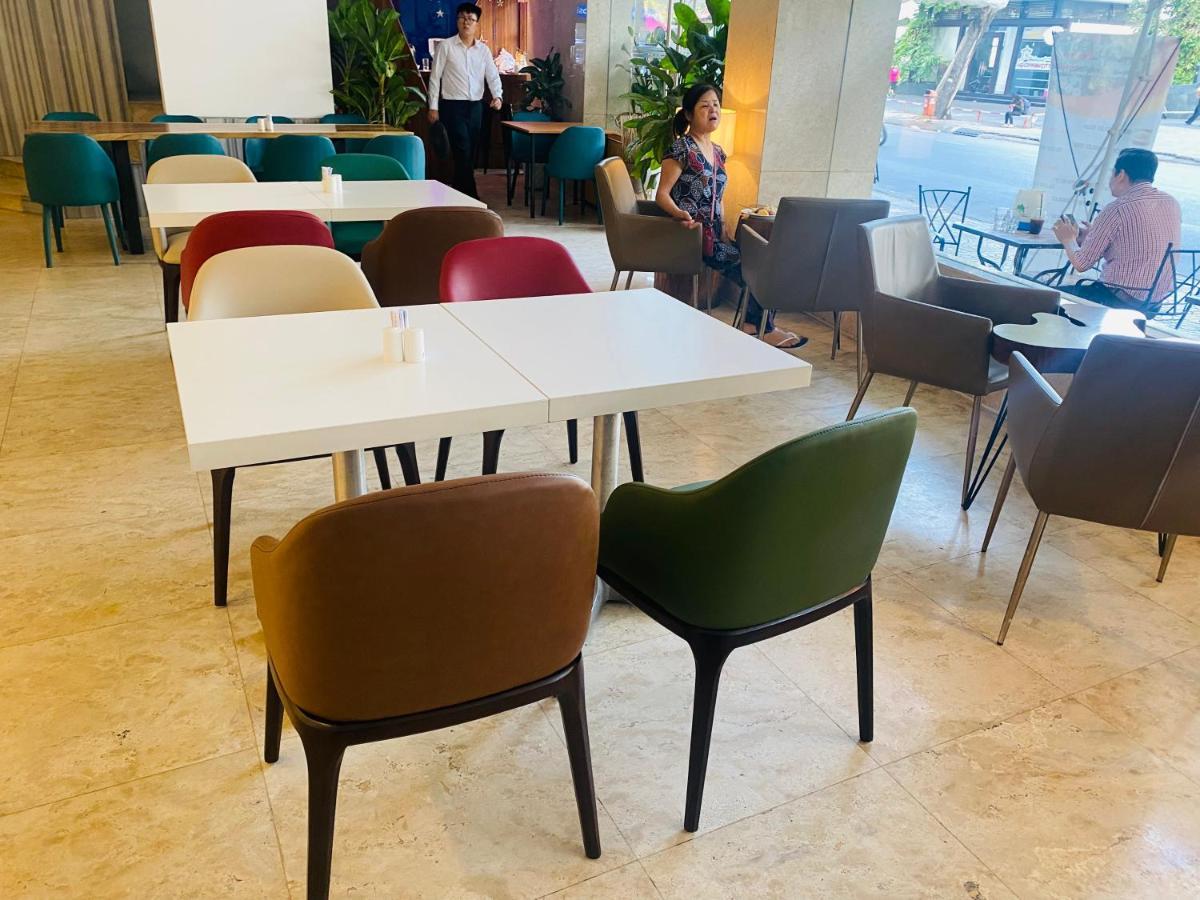 Liberty Hotel Saigon Greenview Bandar Ho Chi Minh Luaran gambar