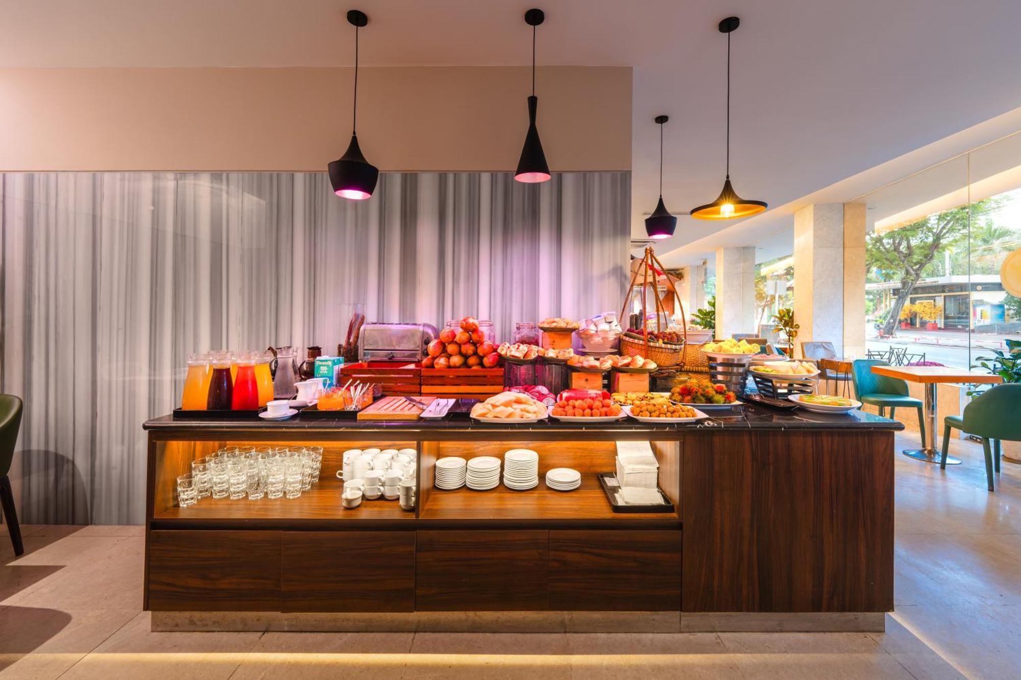 Liberty Hotel Saigon Greenview Bandar Ho Chi Minh Luaran gambar