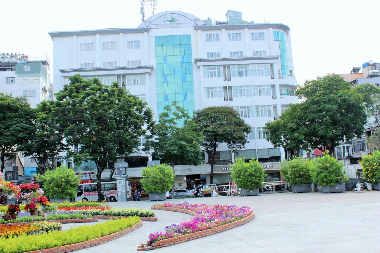 Liberty Hotel Saigon Greenview Bandar Ho Chi Minh Luaran gambar